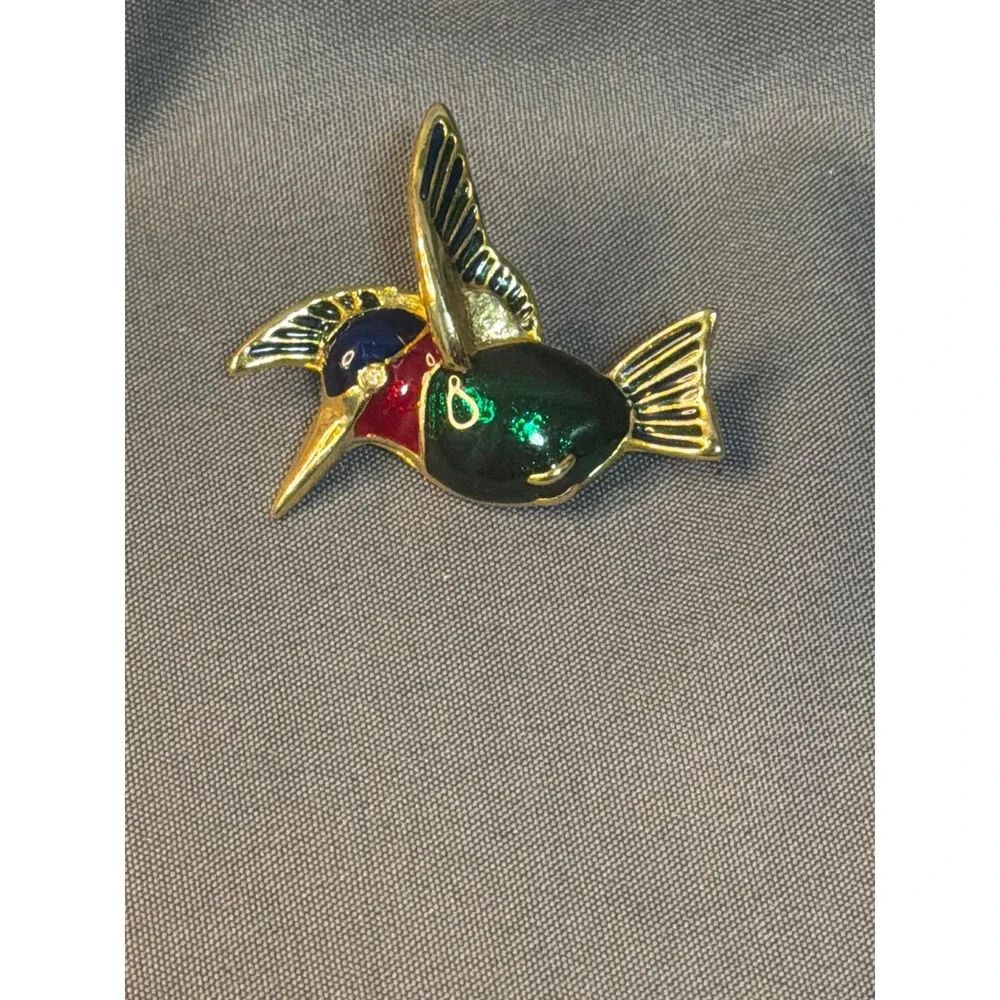 Vintage Hummingbird Brooch Gold Tone Enamel Bird Pin Green Red Rhinestone Eye